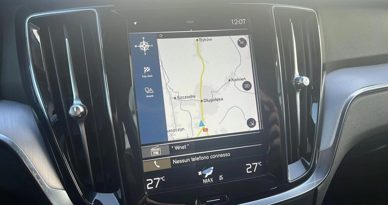 Volvo V60 cena 74900 przebieg: 152400, rok produkcji 2018 z Łochów małe 172